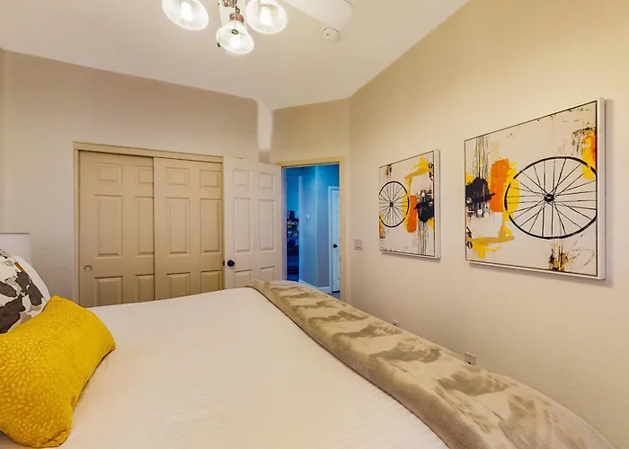 Riviera Retreat Holiday home